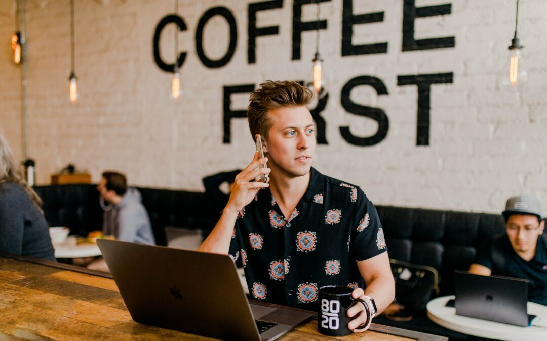 Travailler en tant que freelance : comment se faire connaitre et attirer un tas de clients ?